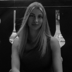 The devil dresses in golmon