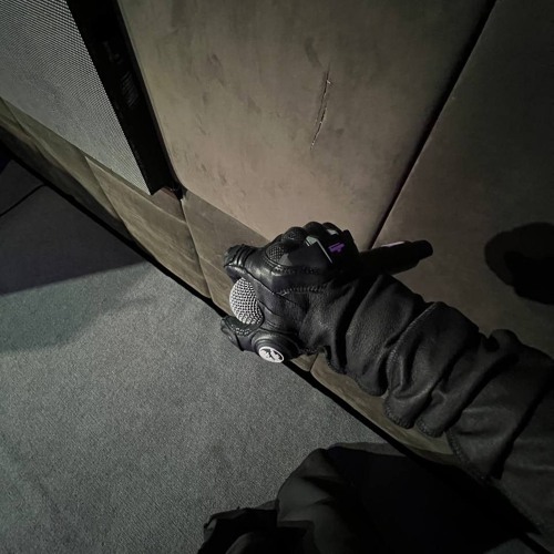 Yeschapskii- Блистeр #⟨архивное⟩