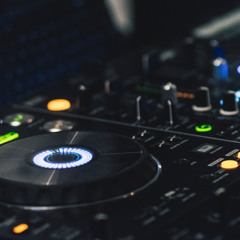 Juan Torres Live at the Living Room Lounge | 05.10.25 (Last HR)