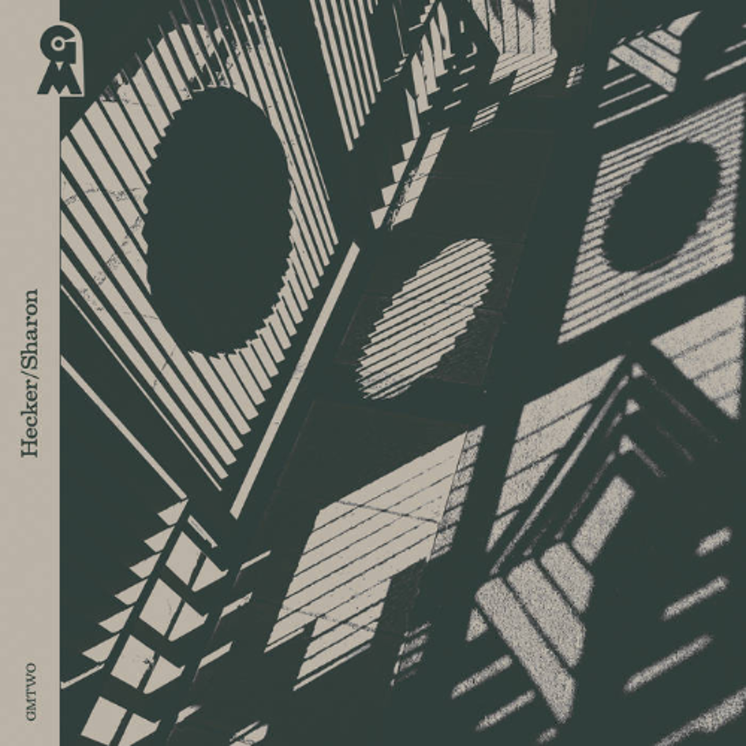PREMIERE : Group Modular - Sharon