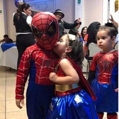 Pâu thích nghe nhạc