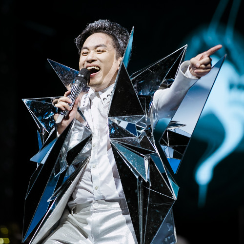 LK QUÊ NHÀ & MẸ TÔI - Tùng Dương (Liveshow Concert 20 Năm Ca Hát)