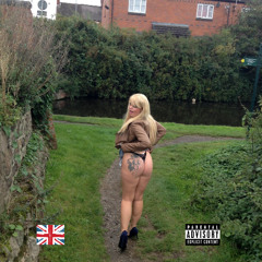 Female Peeing +++ (Whores Edition 2)