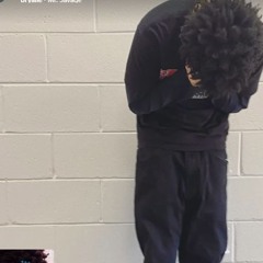 emo @ggeneesis diss about his stiff ass dreads and ashy ass boots