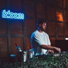 Bailey Warm Up Set @ Bloom Opening Party