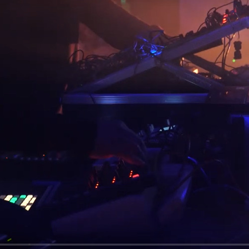Episódio 2 - Lua (Live act)