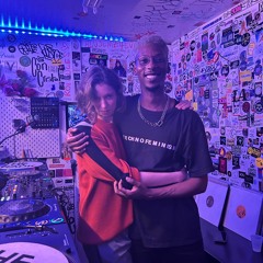 DJ Wawa b2b Amelia Holt @ The Lot Radio 11 - 30 - 2022