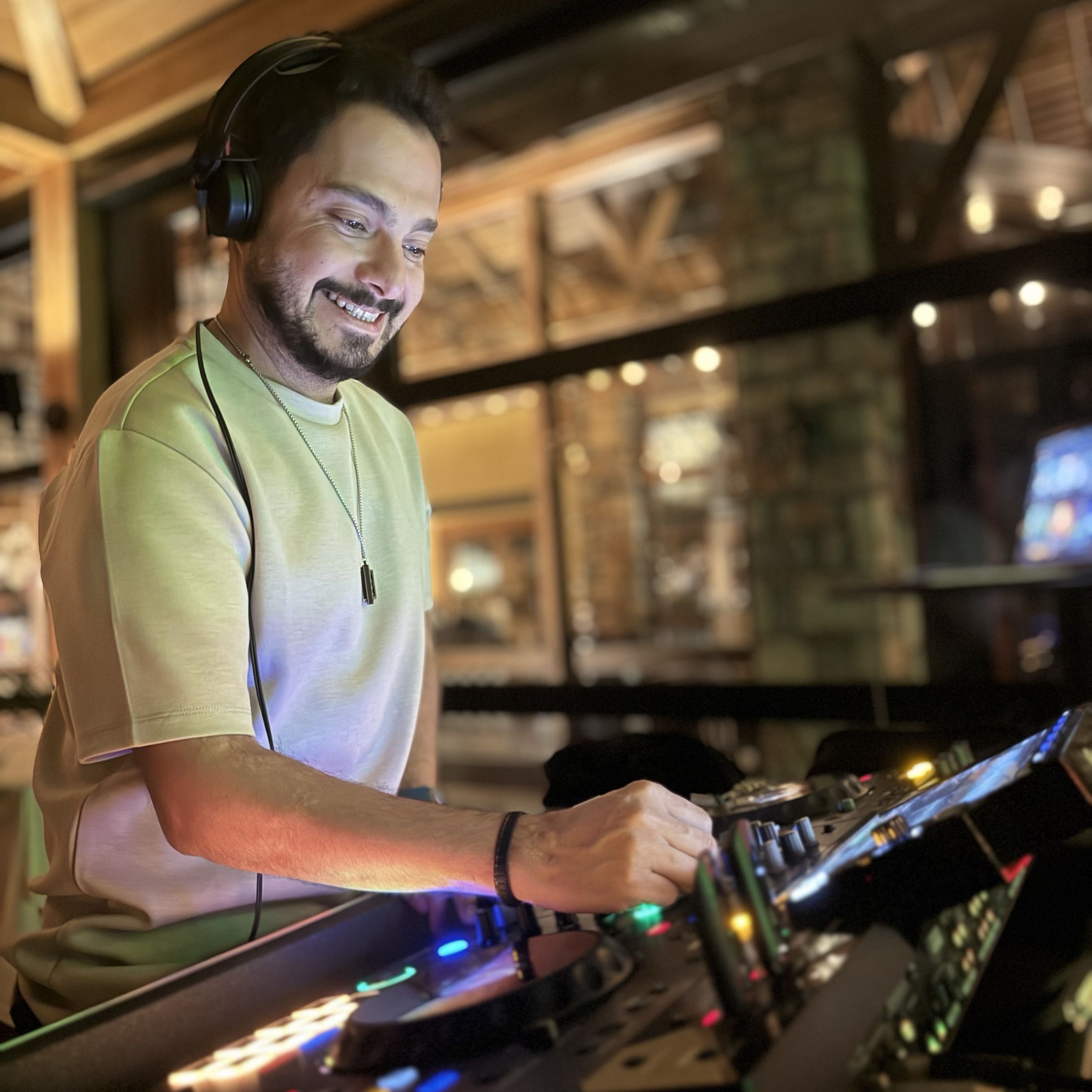 Huseyin Onen - Oldies-NuDisco -Funk LiveSet 2026.mp3