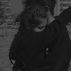 اميَ وضحكتك والهوى ..