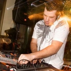 dj.tim.leary feat. Wallo & Gillie Da Kid - Da Streets