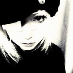 kiss me! (Slowed Down)