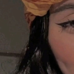 قربك سعادة