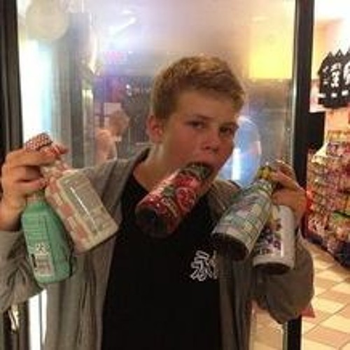 aki (@your.kittn)'s videos with Ginseng Strip 2002 - Yung Lean