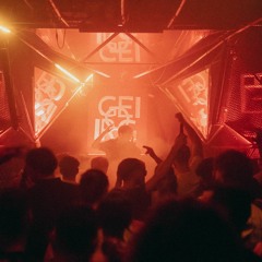 SETS AND PODCASTS