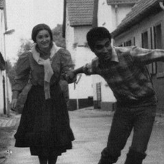 ودي اعرف من هو اكون بدنيتك.