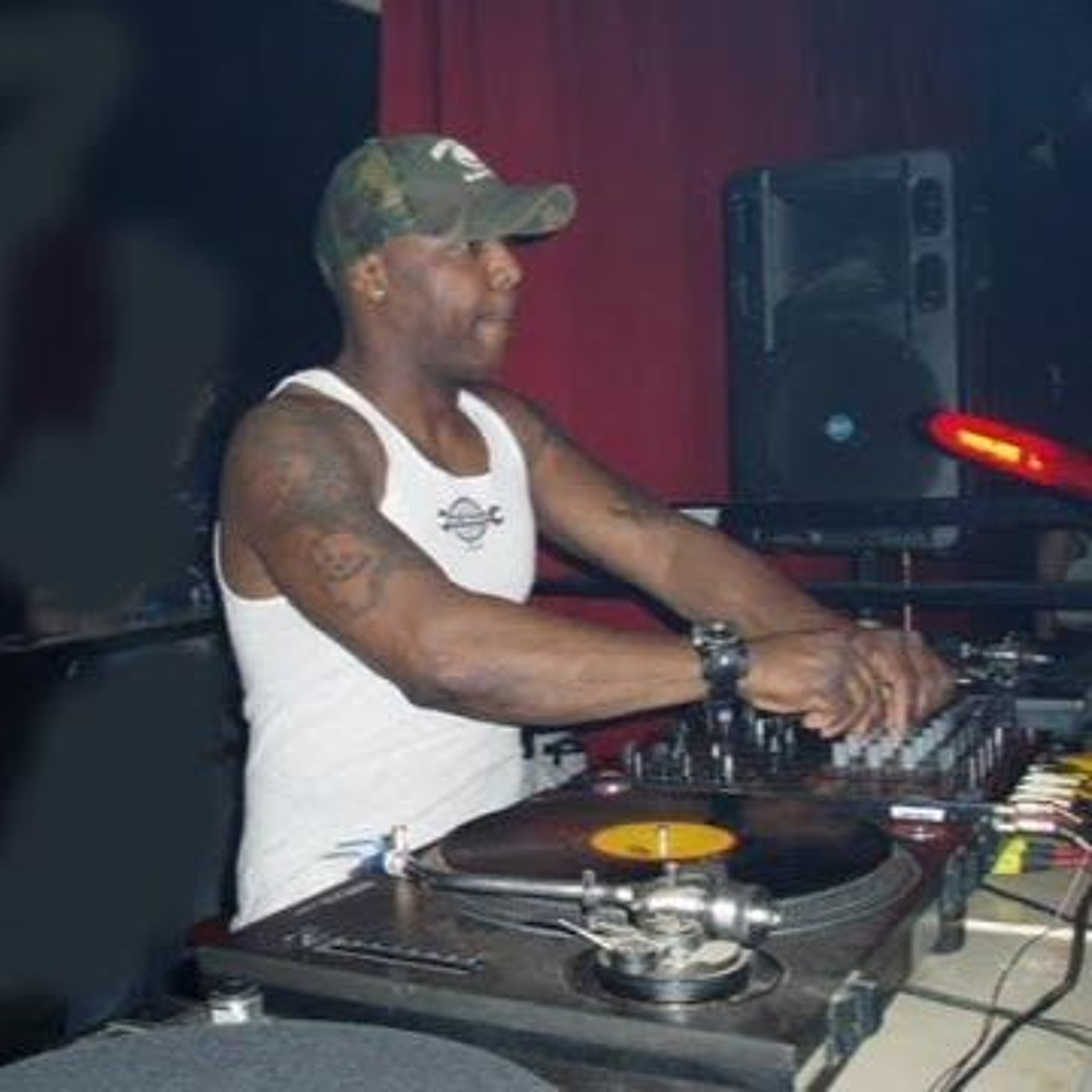 DJ M-TRAXXX