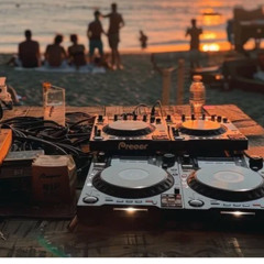 LastSummerSuperMix2025 mixed by MrDe