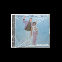Daryl Hall & John Oates - I Can't Go For That (Different Stage Edit)