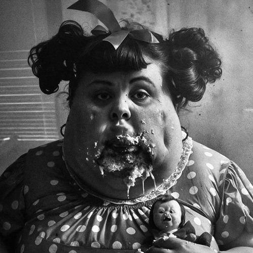 she-wakes-up-early-in-the-morning