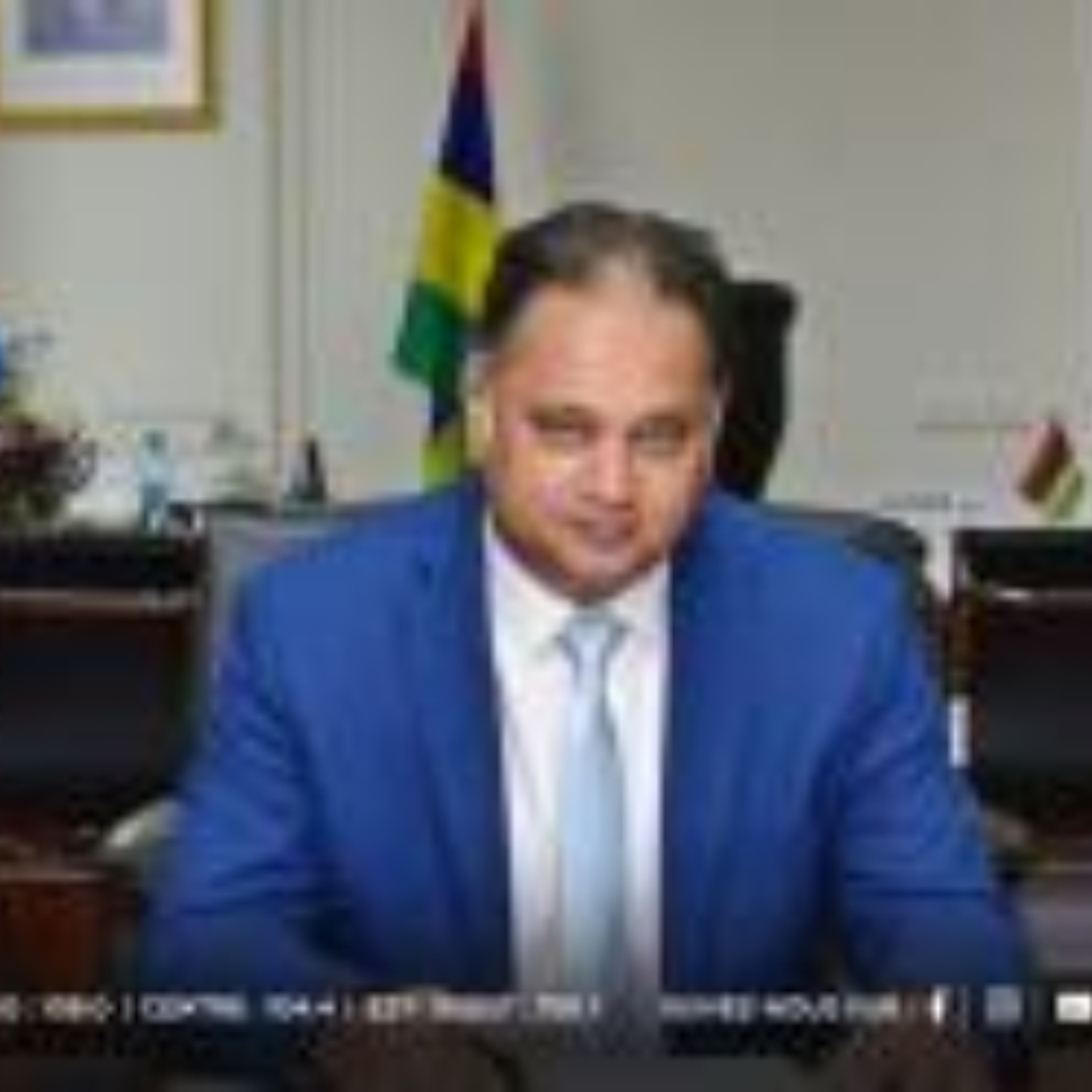 « Maurice importe plus qu’elle ne produit » : le ministre Aadil Ameer Meea appelle à renforcer le manufacturier local episode artwork