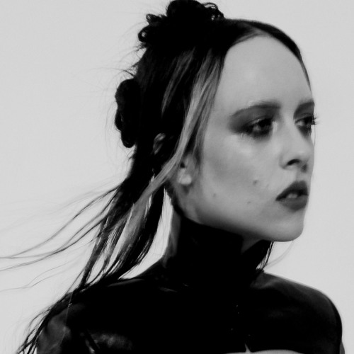 allie x