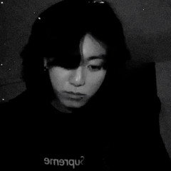 230304 Jungkook 정국 Singing Lonely by Justin Bieber on Weverse Live Karaoke