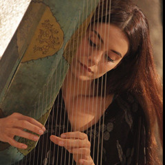 لا تسألوني واسألوها.