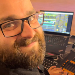 Vibes in Motion: Trance to House