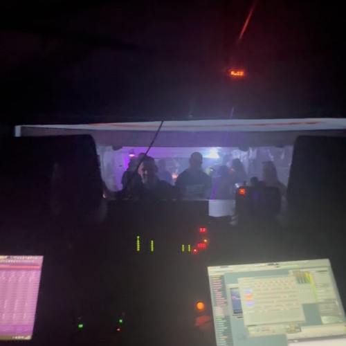 Clapzy auf HELL Festival / Clapzy
