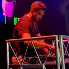 Bootleg In The Gun- Dani GomeZ