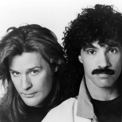 Hall & Oates - Kiss on My List (re disco ver ''I Go Crazy'' Gayster's Moustache reMix) back to 1980