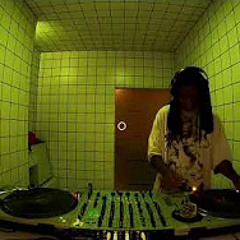 HÖR Berlin x Ibadan Showcase -  eLBee BaD