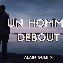 un homme DEBOUT AG