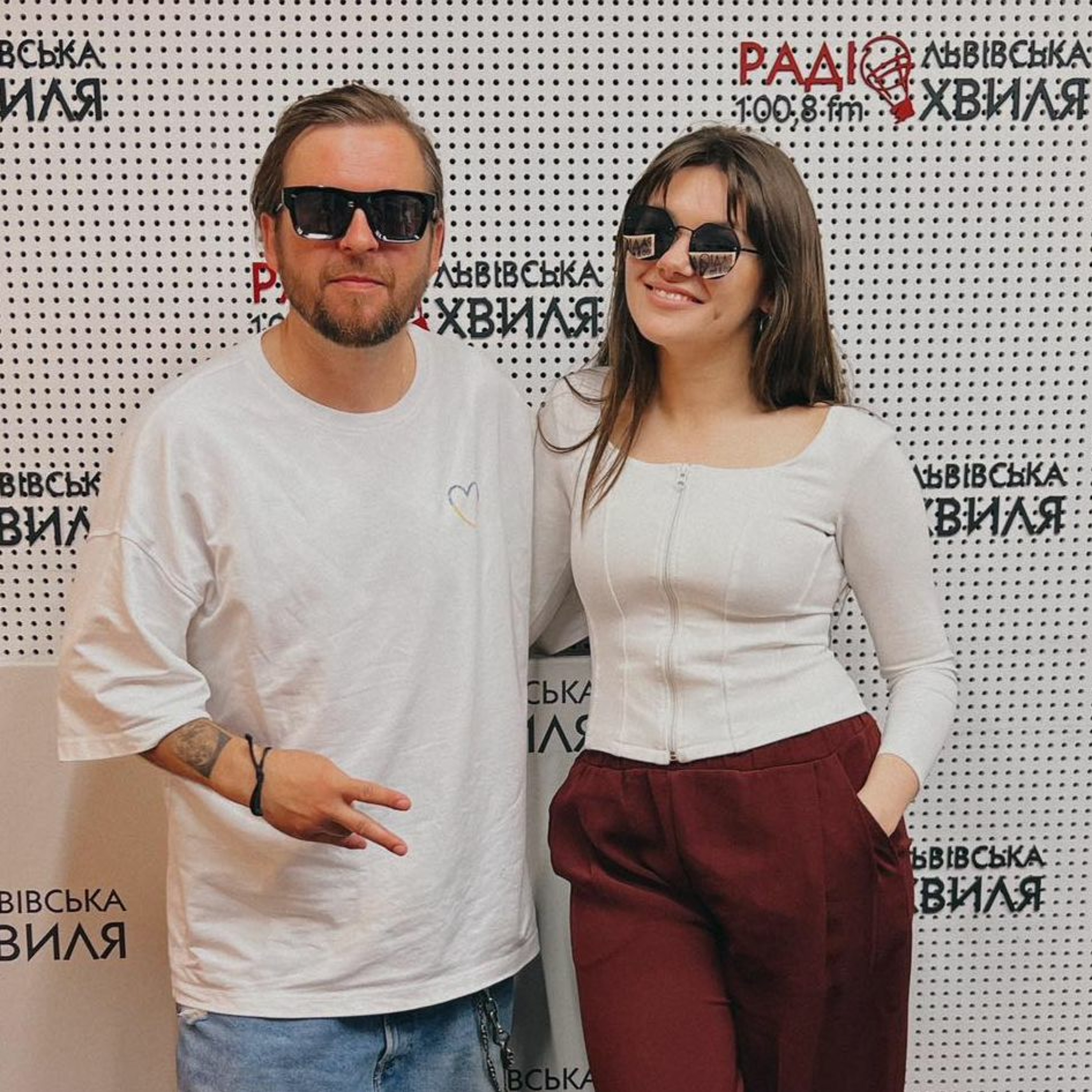 Сергій Танчинець (БЕЗ ОБМЕЖЕНЬ) про пісні з плейлиста, пестливі слова та поради молодим артистам episode artwork