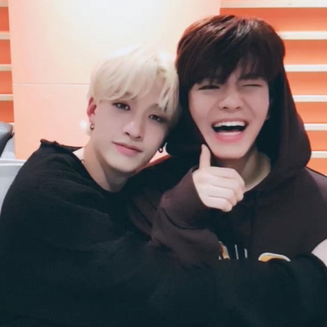Stream Seungmin & Bang Chan - Zombie (DAY6) KCON Cover