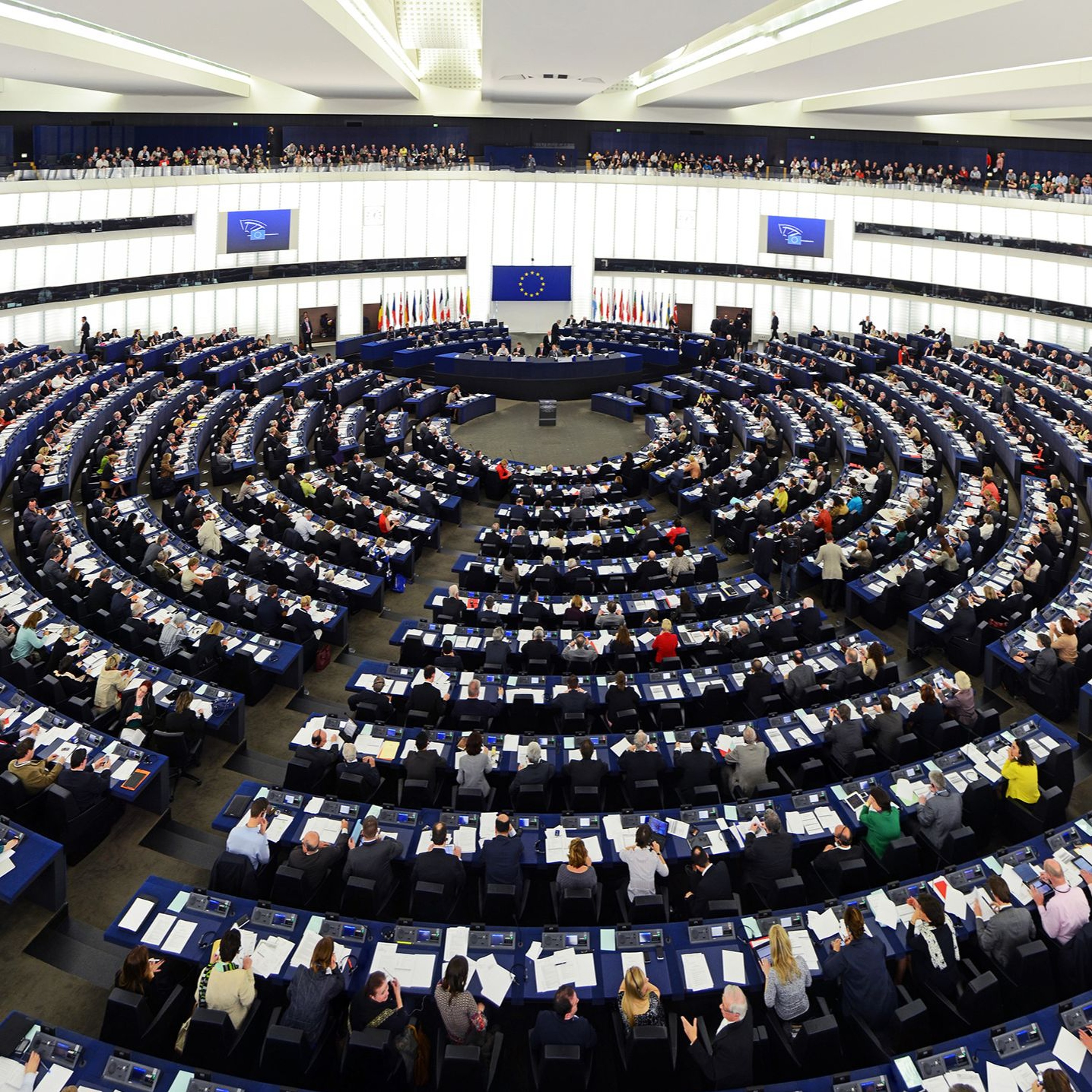 CER Podcast: Unpacking Europe: What to expect from a more right-wing European Parliament episode artwork