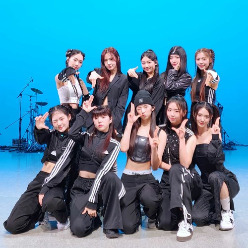 tripleS (트리플에스) - Rising - Band LIVE Concert it's Live