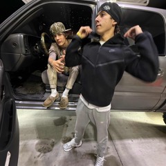 HOP OUT (feat. TKSLXMMY)