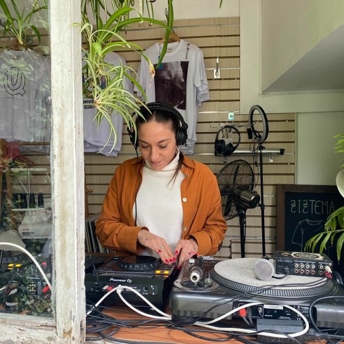 Tectónica Radio - Kamila Govorcin