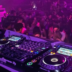 tech house party