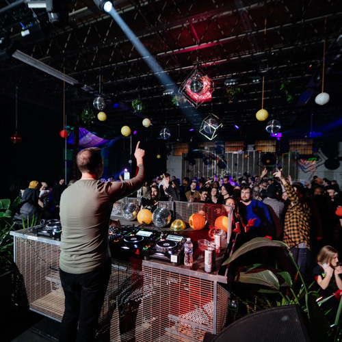 [LIVE] Jeff Rick - Opening set - Leftwing:Kody / Com Truise  @NuAndroids Warehouse - Washington, DC
