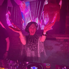 PEACH GOES HARD MEETS TRANCEVANIA