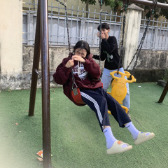 Biết em là cô gái nhỏ nhắn🧊
