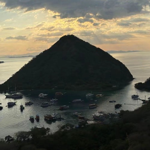 Aprilian & Anggrek - Acok Talompek Kato.mp3