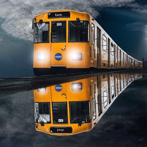 SPACE TRAIN TO KLD CENTRUM - DJ GUUS FT. DJ LODEWIJK