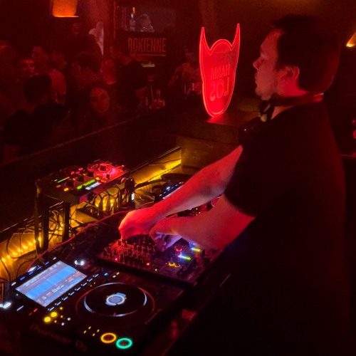 Tech sets - Oct