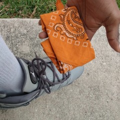 the warm up-freddie G ft. looney.mp3