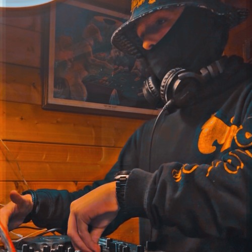 Stream fever x front2back by DJ chan | Listen online for free on SoundCloud