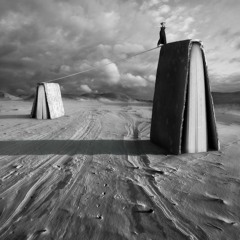 Between two Worlds