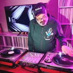 2024.11.15 Compass Vrubell @ Vinyl Culture #035